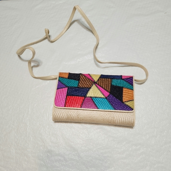 BeQuizo International woven prism straw crossbody/clutch bag - Picture 1 of 5